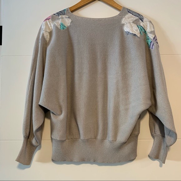 Jessica Knits | Vintage Knit Sweater - Picture 9 of 14